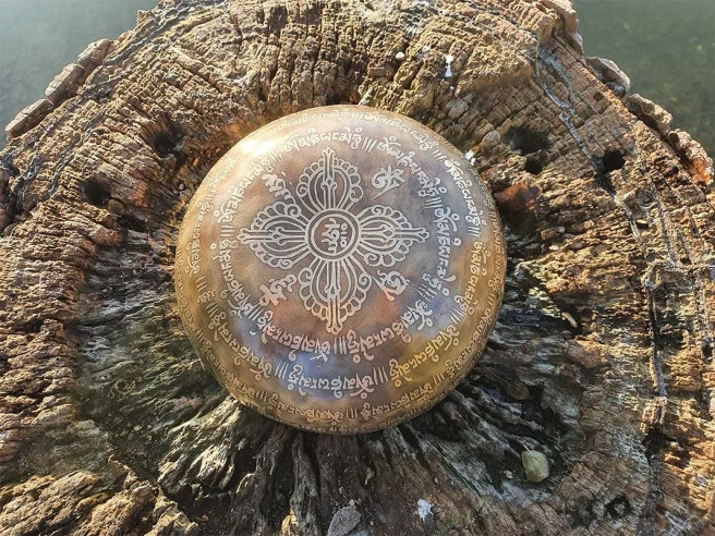 Bol Chantant Tibétain “Gravé Main” aux 9 métaux