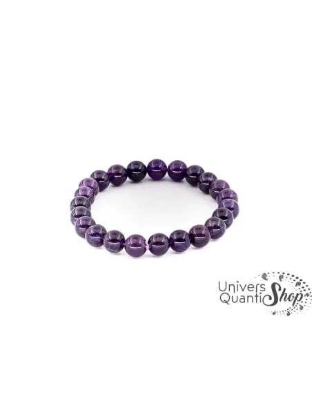 Bracelet améthyste sur fond blanc - Pierre d'humilité et de sagesse violette