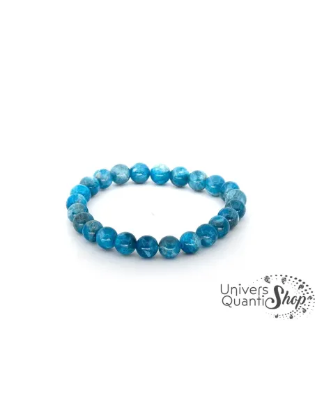 apatite pierre bleue lithotherapie, bracelet apatite bleue sur fond blanc