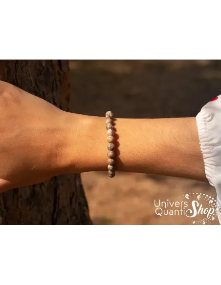 pierre fossile agate - achat bracelet agate fossile - vue bracelet porté en nature