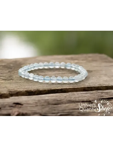 pierre aigue marine, pierre de confiance et de bonheur, vertus aigue marine