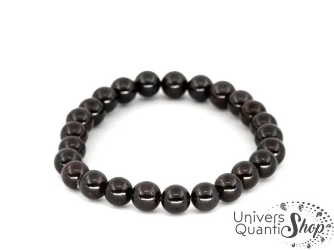 pierre grenat rouge, bracelet pierre naturelle en grenat rouge 08mm sur fond blanc