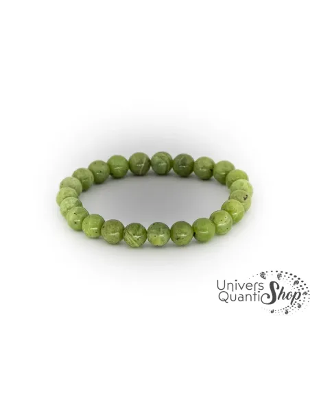 jade néphrite signification, bracelet de jade véritable 08mm sur fond blanc jade néphrite signification, bracelet de jade véritable 08mm sur fond blanc