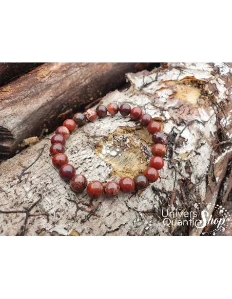 jaspe breschia bracelet pierre naturelle rouge 08mm sur une écorce de bois jaspe breschia bracelet pierre naturelle rouge 08mm sur une écorce de bois