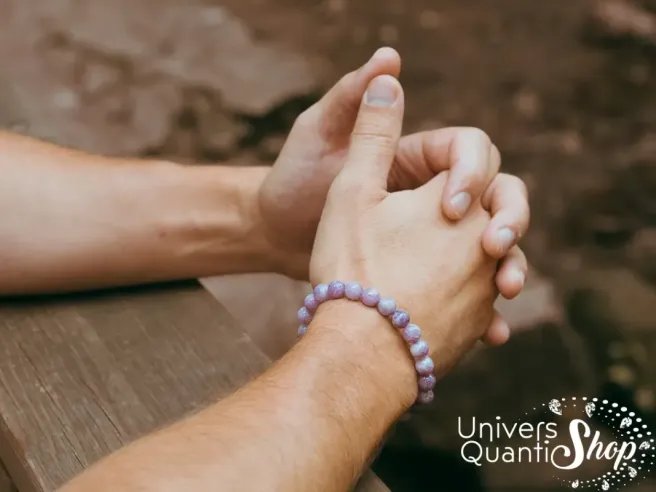 Lépidolite bracelet homme 08mm porté au poignet