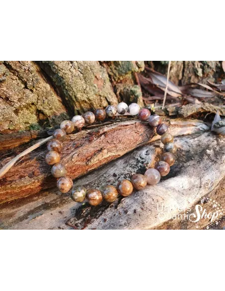 piétersite bracelet, pierre de l'affirmation 8mm posé sur une écorce d'arbre