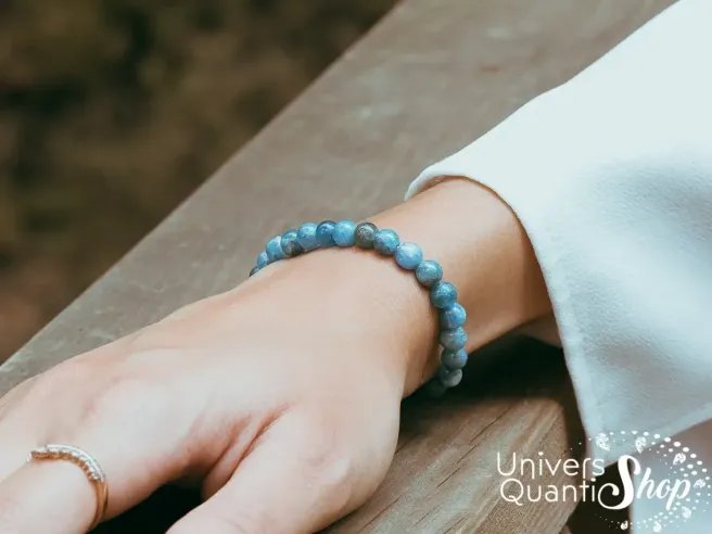 apatite vertus bracelet pierre bleue - pierre pour lacher prise - bracelet fait sur mesure