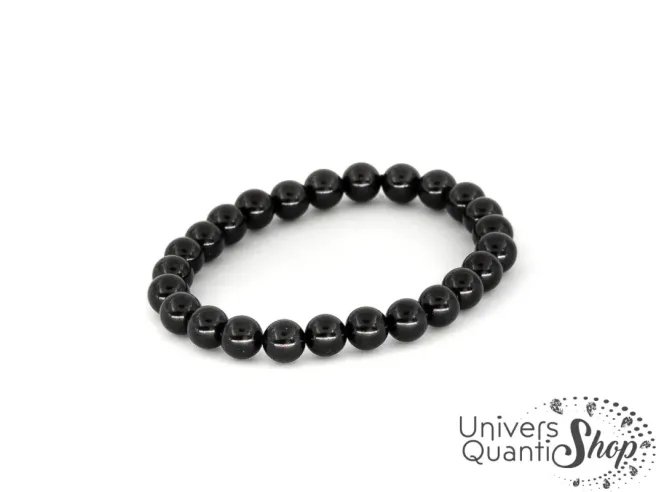spinelle noire vertus, pierre de protection bracelet 8mm sur fond blanc