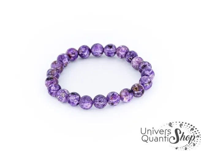 bracelet charoite pierre violette 8mm AA sur fond blanc