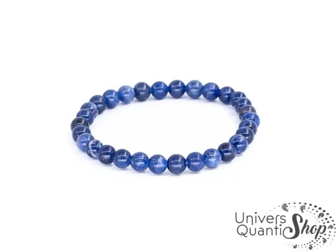 propriétés sodalite bracelet boule 6mm qualité AA sur fond blanc