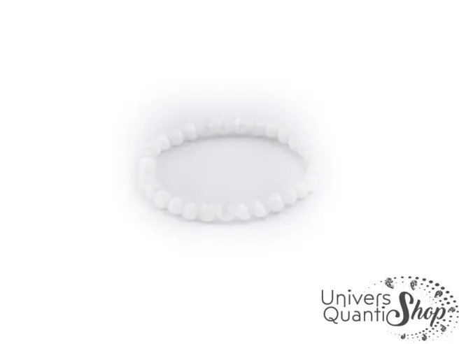 sélénite vertus bracelet boule 6mm qualité AA sur fond blanc