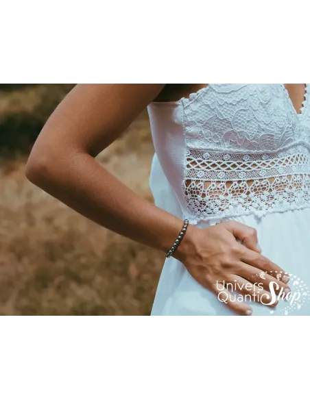 hématite pierre, hématite signification, pierre magnétisme, vue porté hématite pierre, hématite signification, pierre magnétisme, vue porté