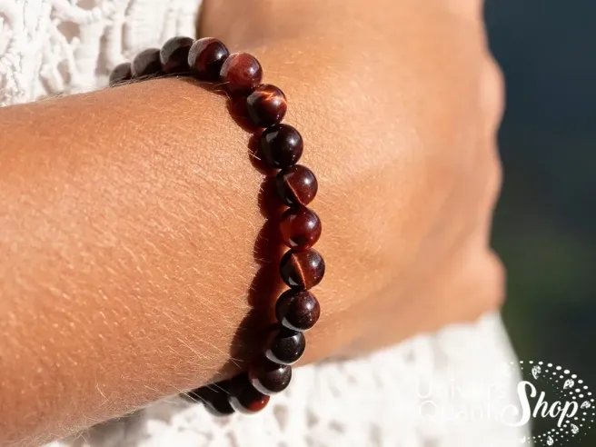 bracelet oeil de taureau 06mm porté sur un poignet de femme