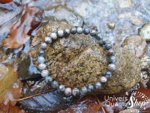 bracelet liberite bleue - vertus de la pierre liberite