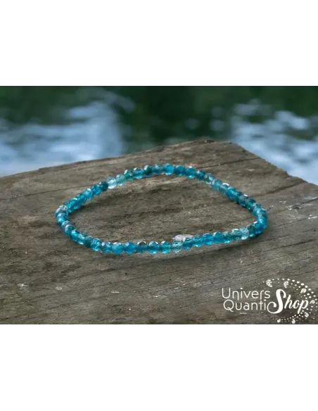 bracelet apatite bleu 4mm sur un plateau en bois - boutique lithotherapie strasbourg bracelet apatite bleu 4mm sur un plateau en bois - boutique lithotherapie strasbourg