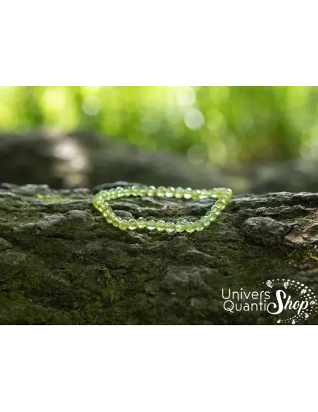 péridot bracelet pierre verte naturelle facetté 4mm sur un arbre péridot bracelet pierre verte naturelle facetté 4mm sur un arbre