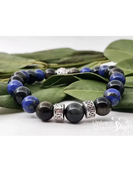 bracelet oeil d'horus pierres naturelles 8mm sur des feuilles vertes bracelet oeil d'horus pierres naturelles 8mm sur des feuilles vertes