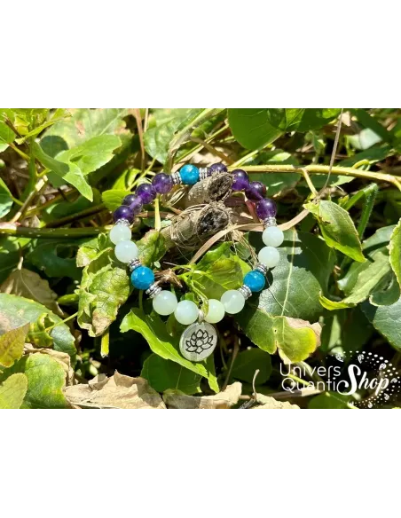 bracelet sommeil profond et réparateur 08mm posé sur des feuilles