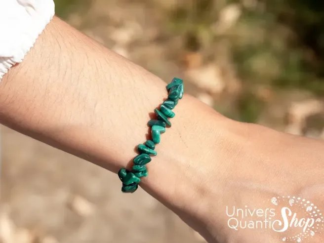 malachite bracelet, vertus malachite, clarifie la parole, bracelet baroque de couleur verte
