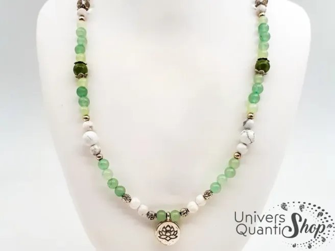 collier femme pas cher lithothérapie, nouvelle ressource : jade, howlite, cristal sur fond blanc