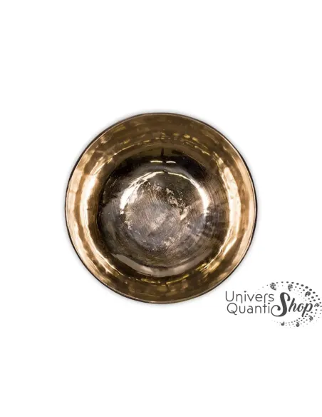 Bol Chantant Tibétain “Terre du Soleil” aux 9 métaux martelé main vue du dessus sur fond blanc