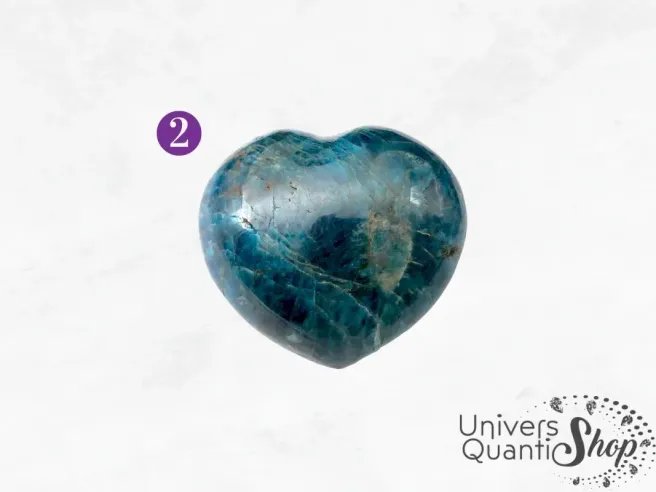 apatite bleue coeur en pierre naturelle numéro 2