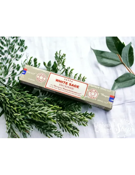 encens sauge blanche purification - boite encens 15g avec fond feuilles vertes et tissu blanc encens sauge blanche purification - boite encens 15g avec fond feuilles vertes et tissu blanc