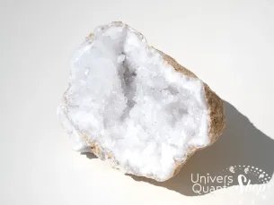 geode quartz bienfaits en lithothérapie géode de 80mm du maroc