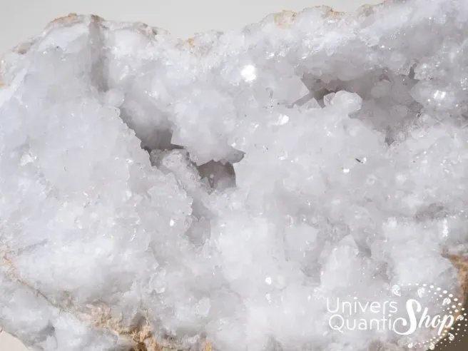 geode quartz blanc 80mm zoom