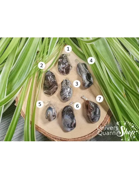 pendentif agate plume noire roulée numérotées - pierre naturelle noire et blanche - univers quantic shop