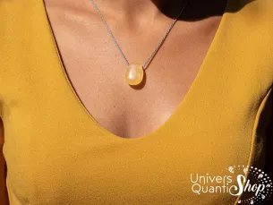 pendentif calcite orange, pierre naturelle en calcite, pierre énergisante portée autour du cou