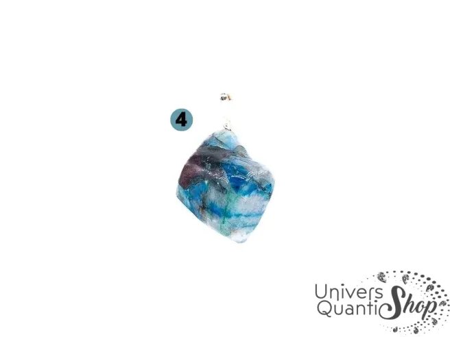 shattuckite pendentif avec chrysocolle, pierre roulée n°4 sur fond blanc