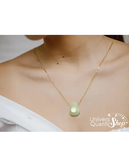 Pendentif jade vert percé, lithothérapie - univers quantic shop