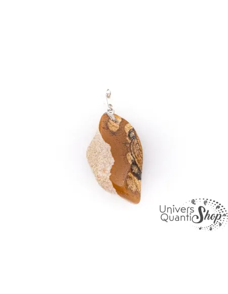 jaspe paysage rechargement - pendentif en pierre jaspe paysage sur fond blanc jaspe paysage rechargement - pendentif en pierre jaspe paysage sur fond blanc