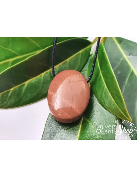 vertus & bienfaits du pendentif jaspe rouge en lithothérapie - univers quantic shop