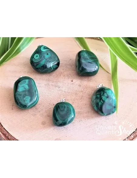 pendentif malachite pierre roulée - univers quantic shop - boutique lithothérapie