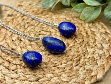 propriétés lapis lazuli, pendentif en pierre roulée